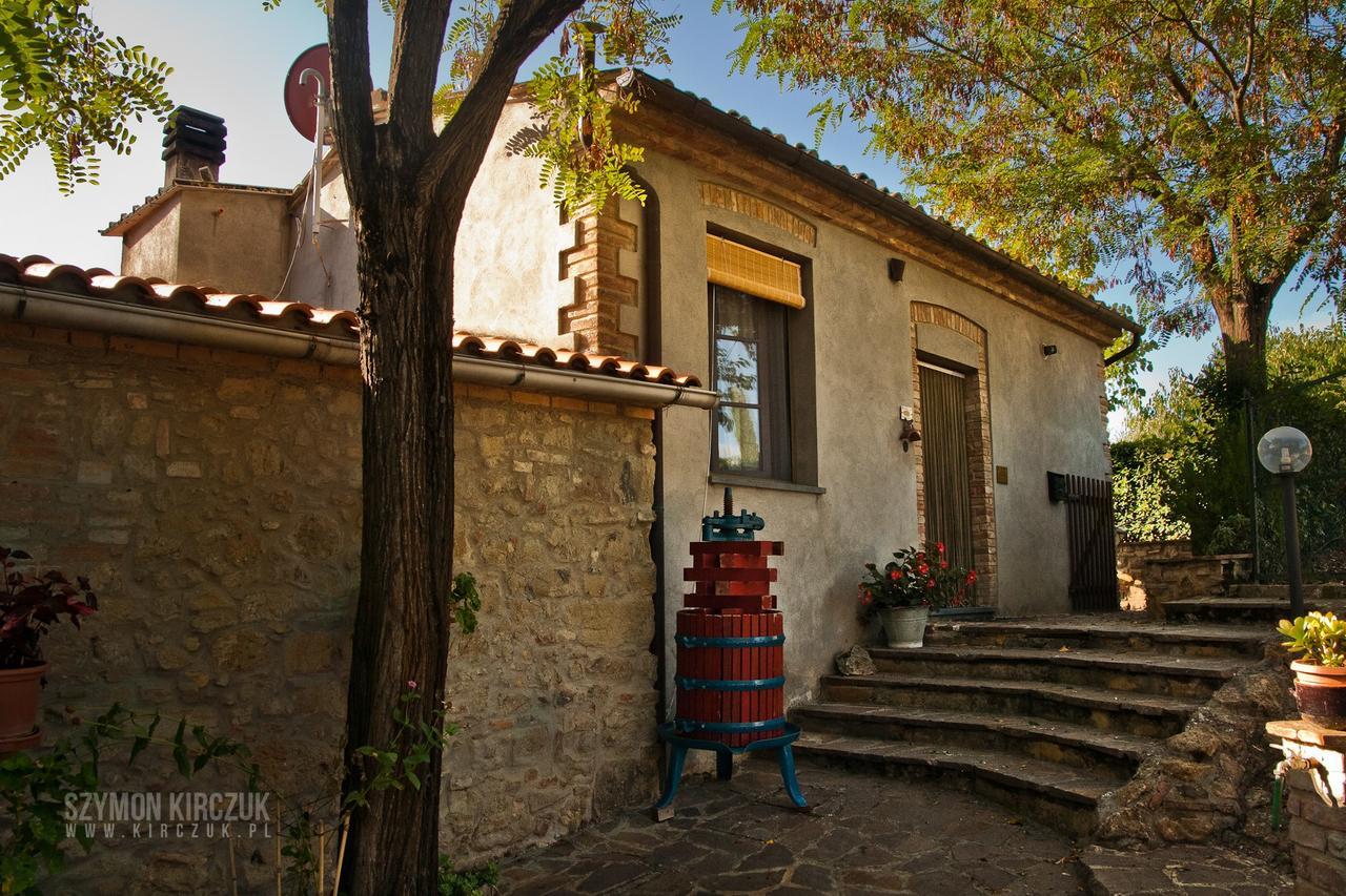 Agriturismo Villino Del Grillo Villa San Gimignano Exteriör bild